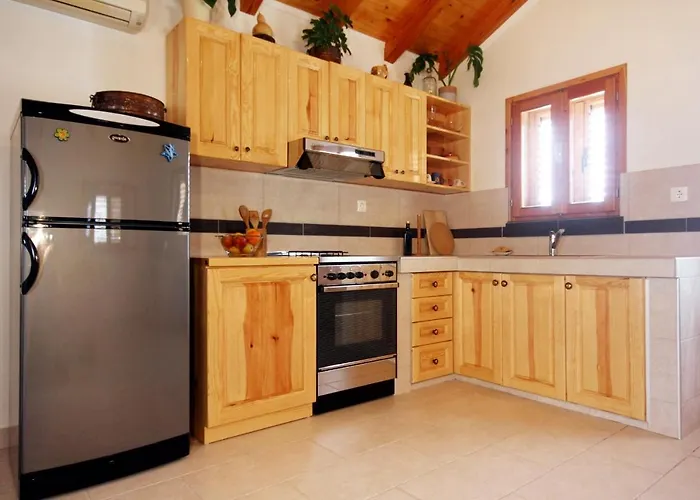 Seaside House Grscica, Korcula - 10059 בית נופש